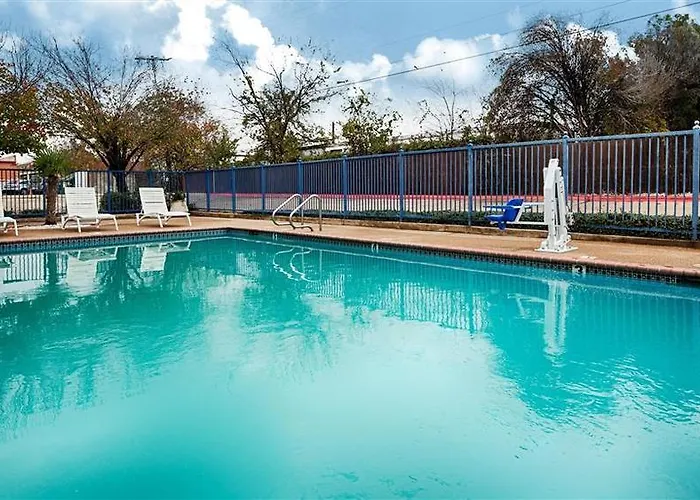 Days By Wyndham Hotel Round Rock
