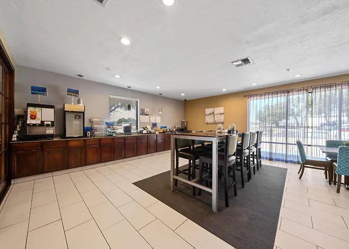 Days By Wyndham Hotel 3*